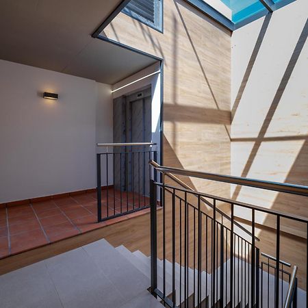 Limehome Barcelona Placa Pirineus L'Hospitalet de Llobregat Exterior photo